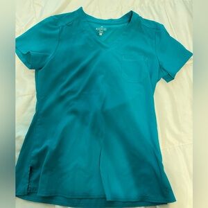 Medcoulture Srub Top